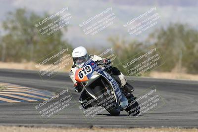 media/Nov-16-2025-Race Pace (Sun) [[8c5fa54630]]/Verified Riders/2-Turn 7 (945am)/